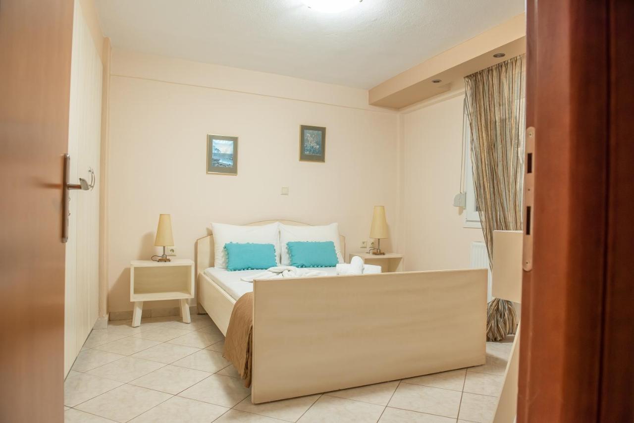 Néa Péramos Garden Suite מראה חיצוני תמונה