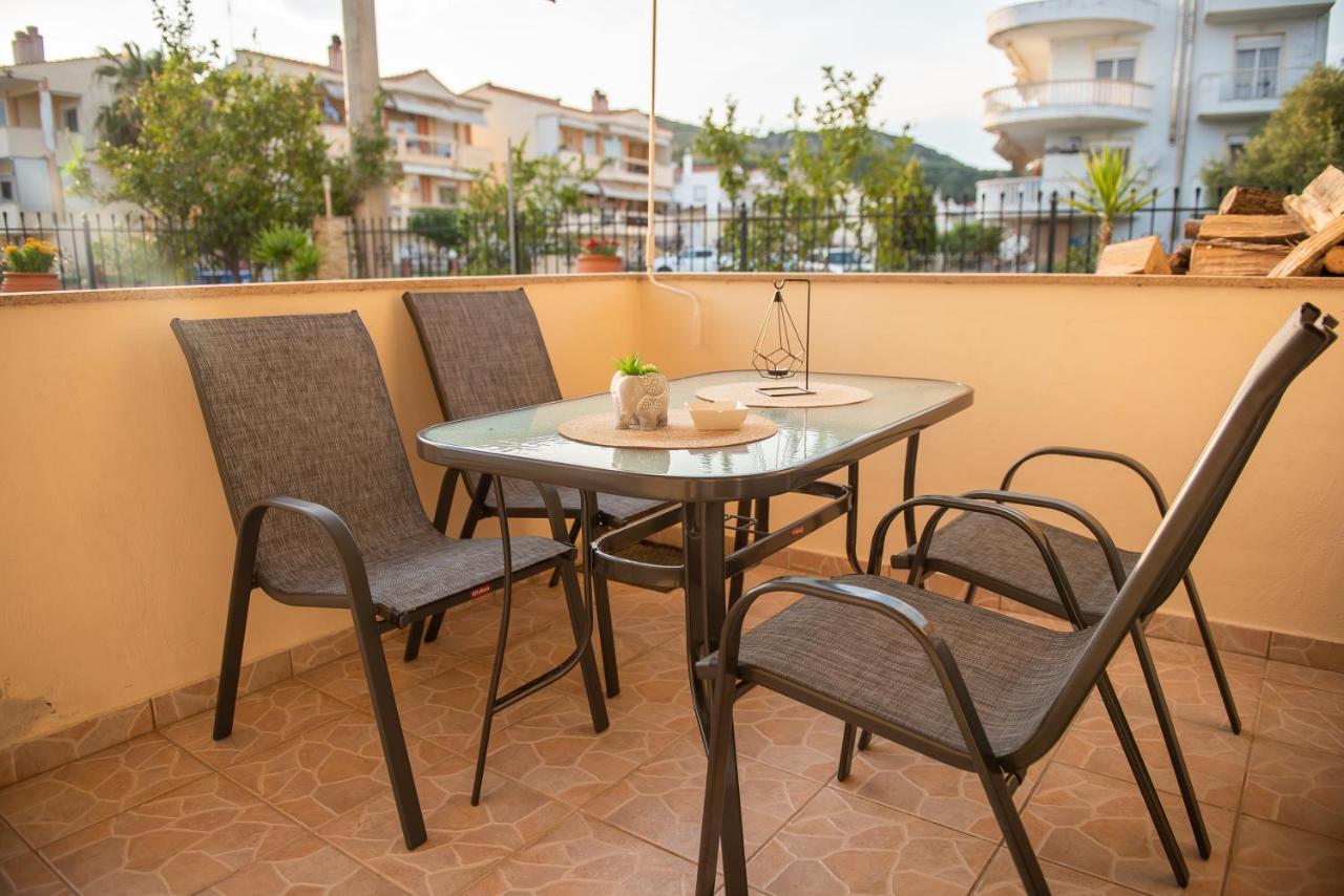 Néa Péramos Garden Suite מראה חיצוני תמונה